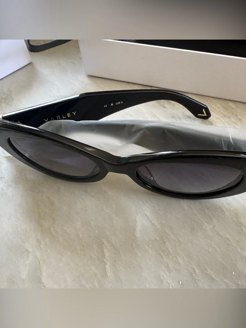 Varley Dalling Oversize Sunglasses - Black